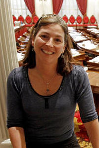 Jennifer Stella